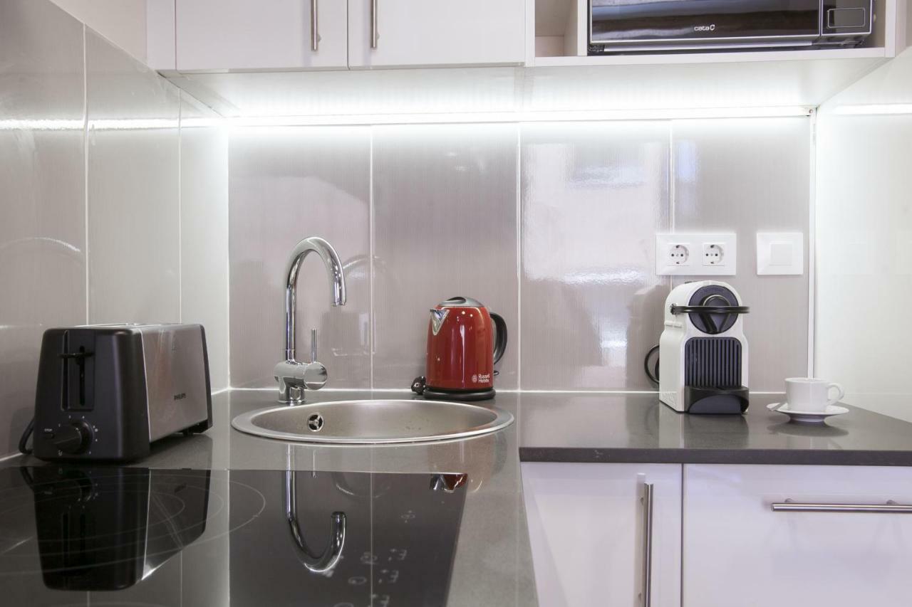 Tendency Apartments - Sagrada Familia Barcelona Ngoại thất bức ảnh